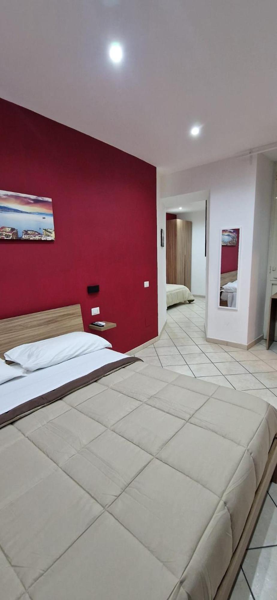 Domus Pisanelli Hotel เนเปิลส์ ภายนอก รูปภาพ