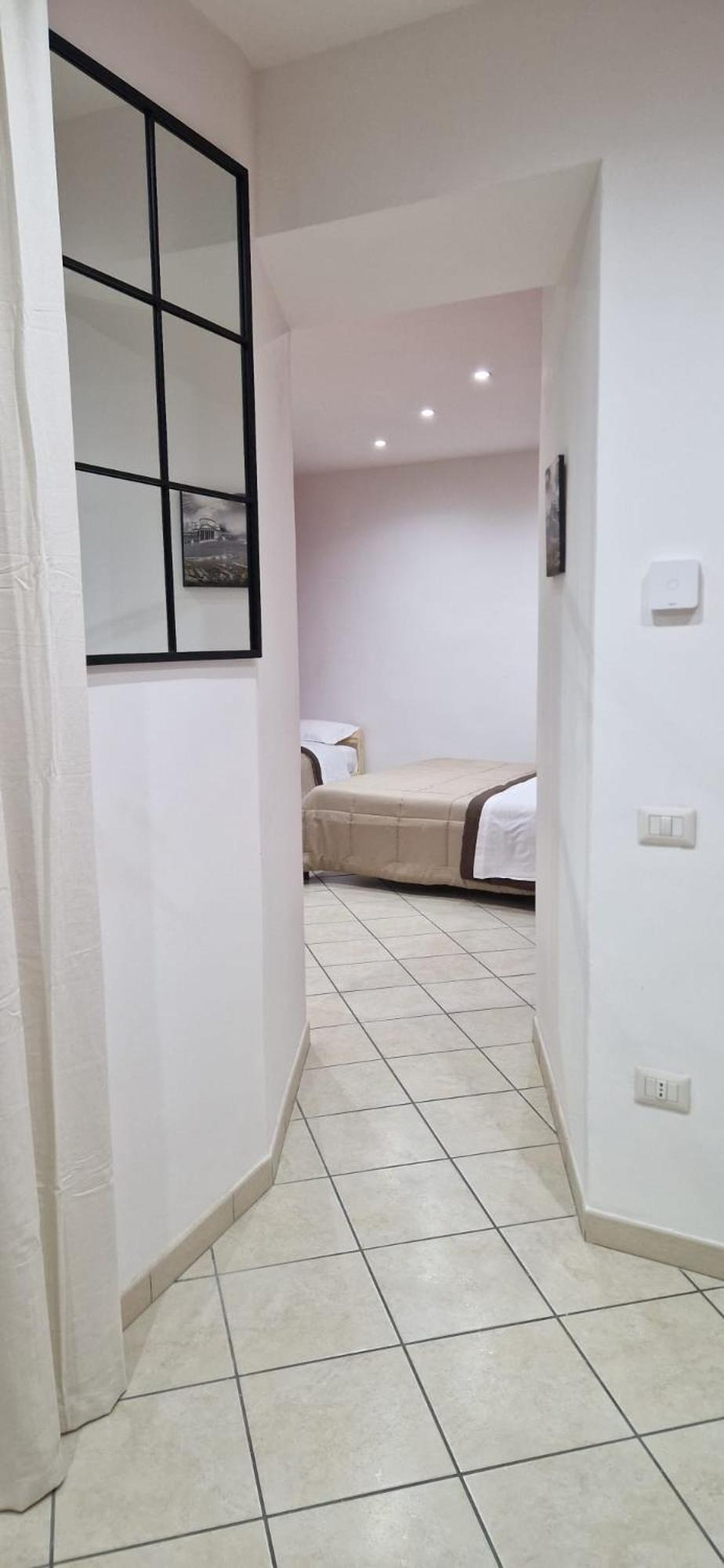 Domus Pisanelli Hotel เนเปิลส์ ภายนอก รูปภาพ